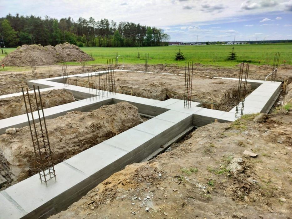 Murowanie , stawianie domów , fundamenty