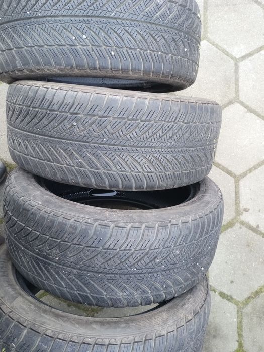 Opony 245/45 r18 Goodyear superstan