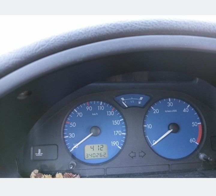 Citroën Saxo 1.5D de 2002.