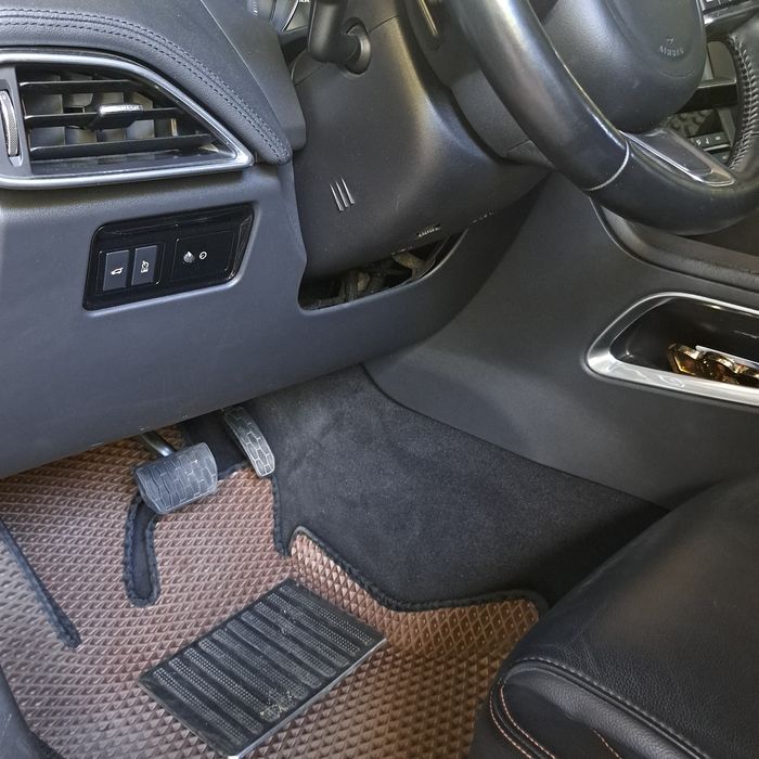 Jaguar F-Pace 2019 VIN SADCK2GX5LA638785 фото оголошення 16 з 20