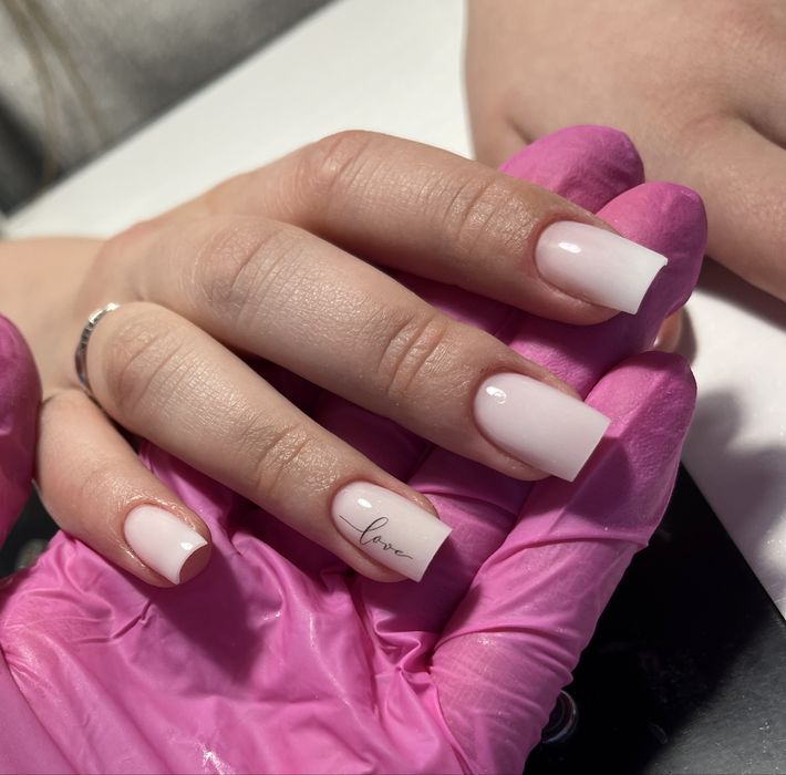 Маникюр качественно и быстро