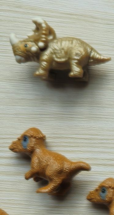 Фігурки з Кіндер Сюрприз Natoons Dinosaur