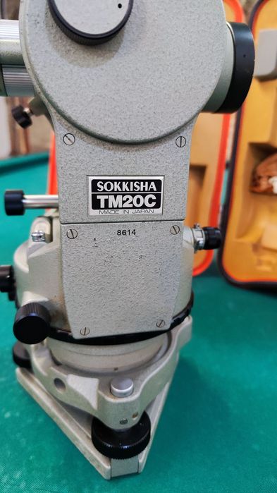Teodolito Sokkisha TM 20C