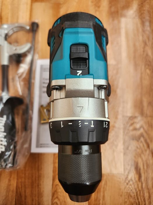 Бесщеточная ударная дрель-шуруповерт Makita XPH14 18В LXT