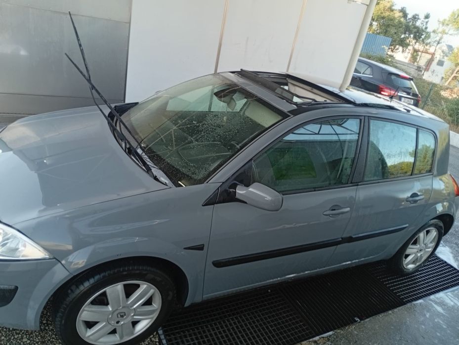 Renault Megane 1.5 dci teto panorâmico