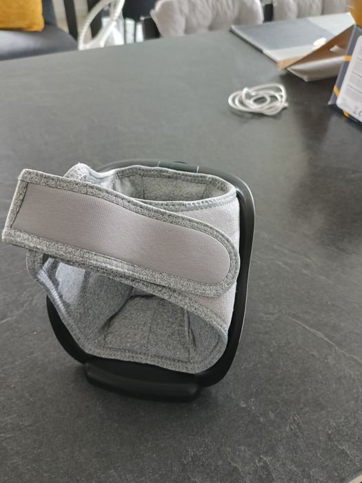 Masażer  Air  knee massager