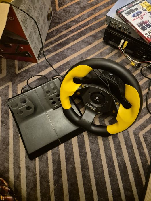Kierownica logitech formula gp Racing wheel