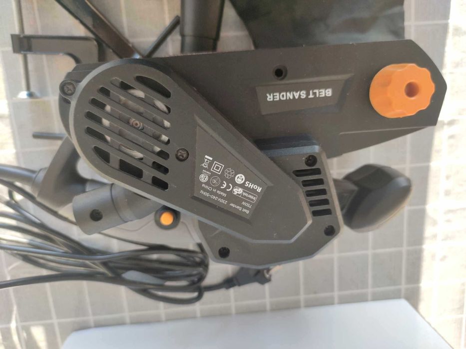 Lixadeira de rolo/cinta 750W