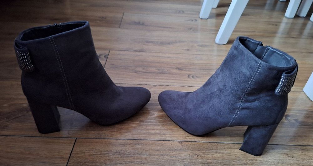 Botki na słupku Jenny Fairy ccc rozm.40