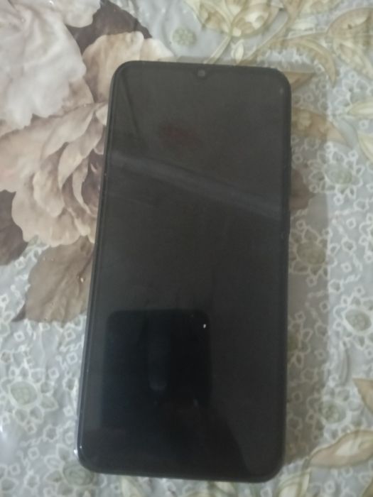 Телефон б/у   Редмі 9