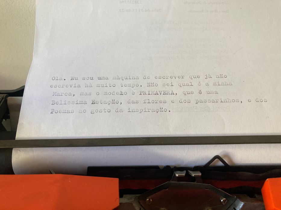 Máquina de escrever   ***  Primavera
