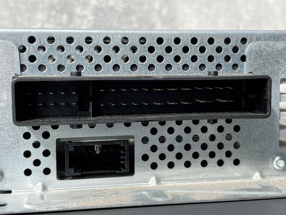 Уселитель Музики Audi A6 C6 Підсилювач 4F0910223B Розборка Ауді Шрот