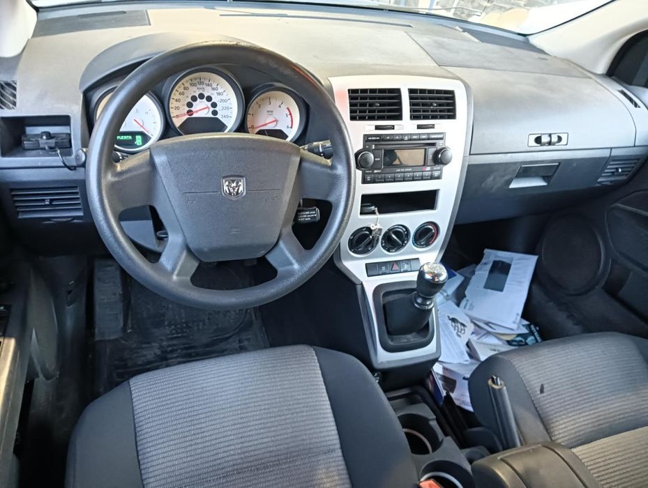 Caixa De Reles Fusíveis Dodge Caliber