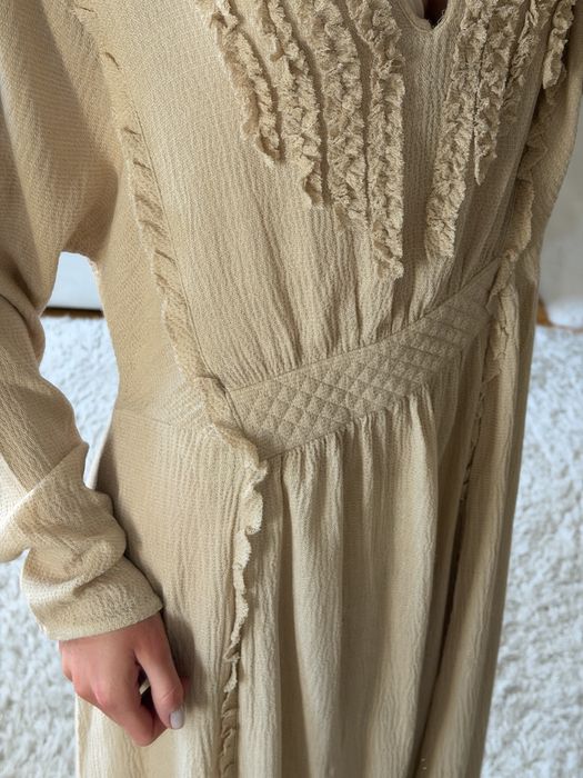нова сукня Massimo Dutti