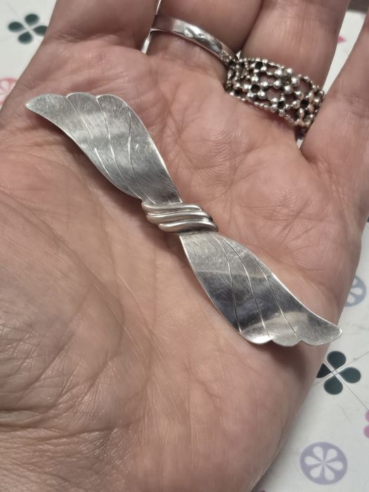 Broszka vintage srebro kokarda TEKA