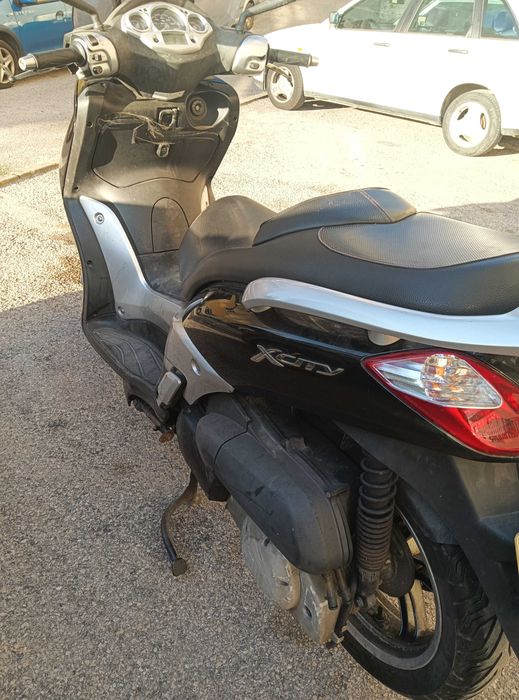 Yamaha x-city 250