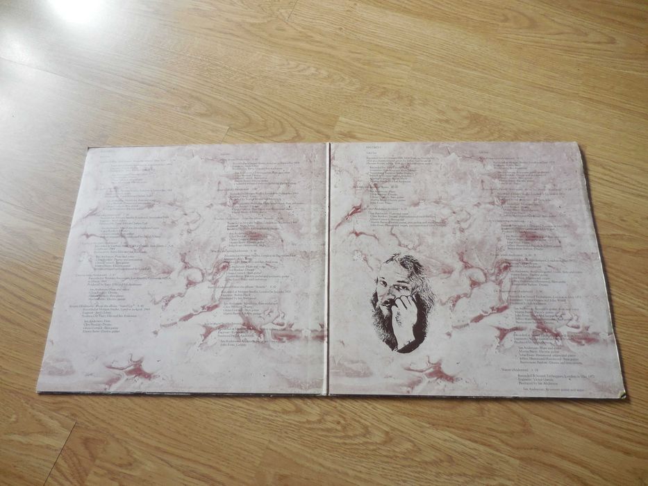 JETHRO TULL 'Living in the past---2LP