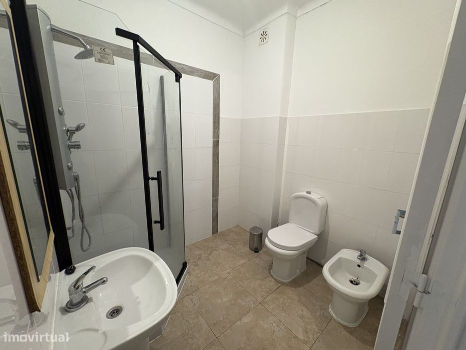 Quarto individual para Arrendamento – Setúbal | Avenida Jaime Cortesão