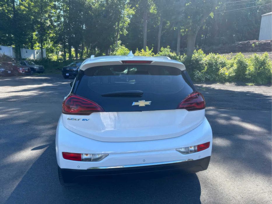 Chevrolet Bolt Ev      2020