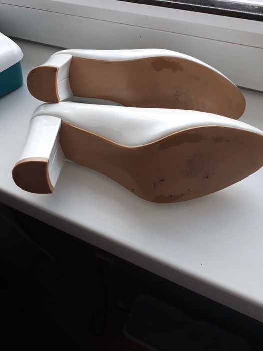 Buty do ślubu r.38 ładne i wygodne:)jak nowe!