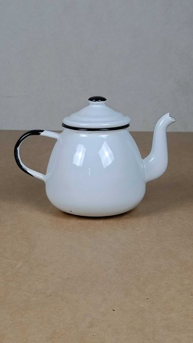 Dzbanek / czajnik emaliowany OLKUSZ retro vintage biały 0,9 l - OUTLET