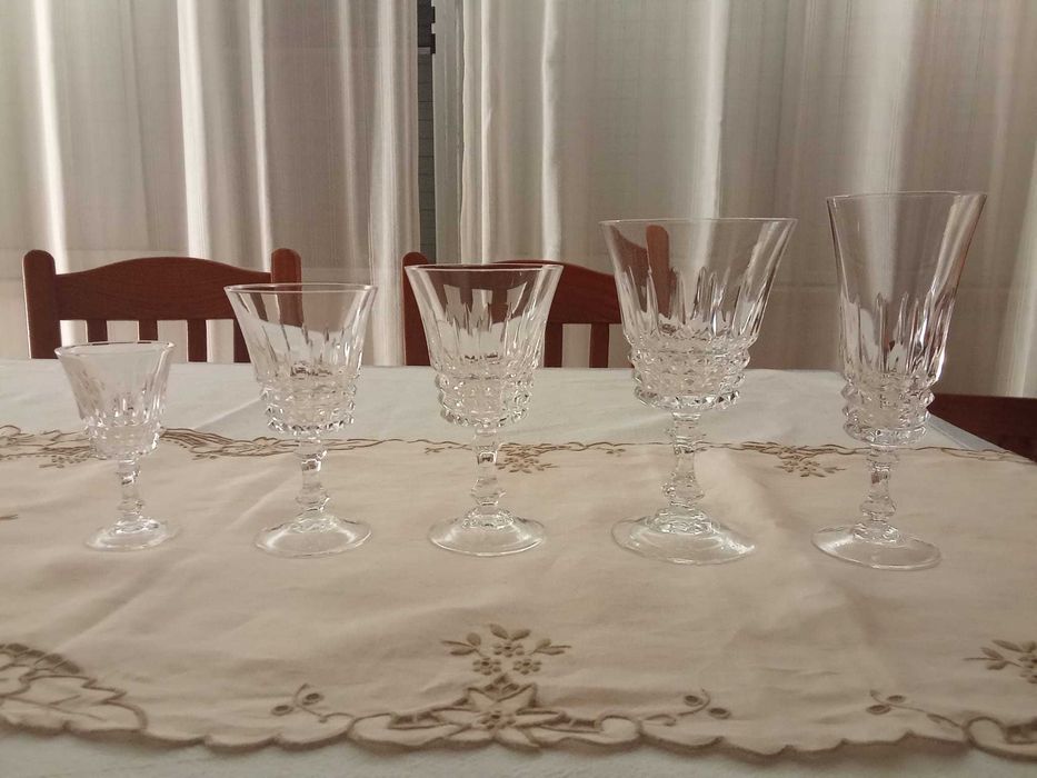 PARA DESOCUPAR! Serviço Cristal d’Arques Tuilleries Villandry