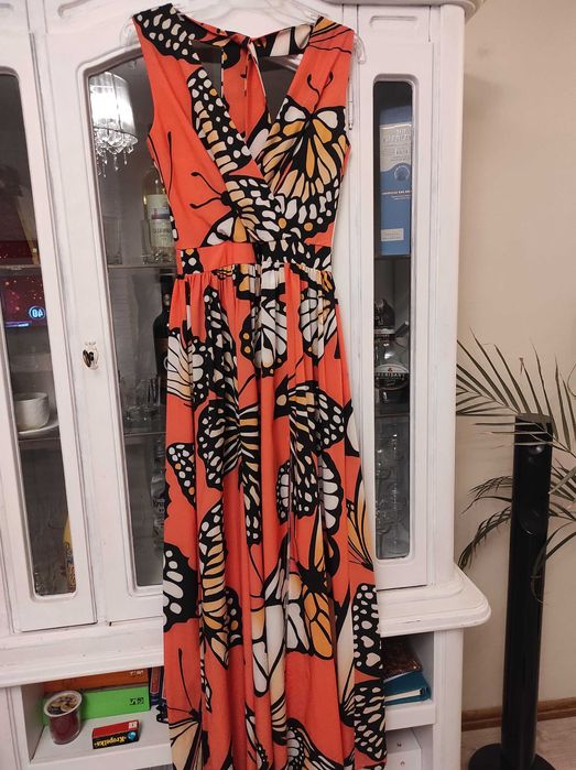 Sukienka maxi motyl