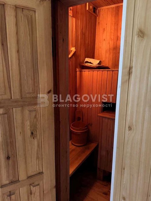 2-поверховий будинок Вишеград Бучанський  Київська обл 30 км від Києва