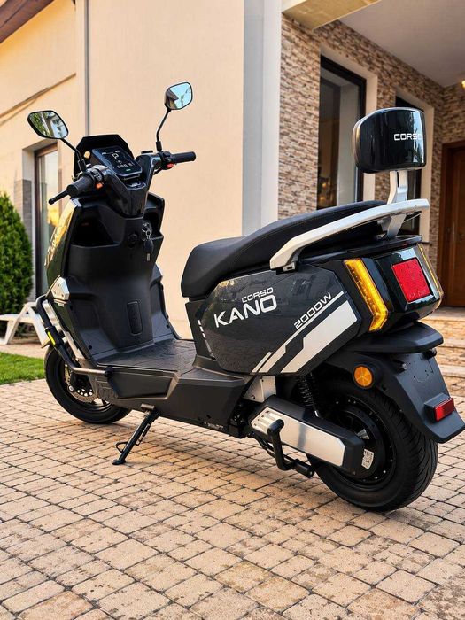 Corso Kano 2000W 30 a Lifepo4/30A 72v 2026 електроскутер Чорний