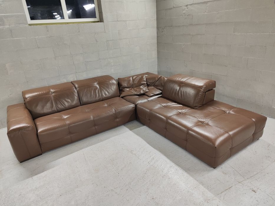 Диван шкіряний, не розкладний. Куток.