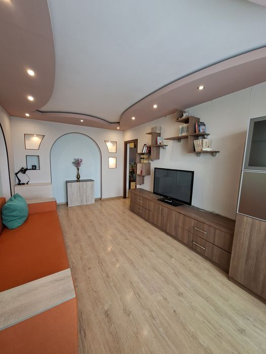 Здам 2 кімнати в 3 кімнатній квартирі ,10 хв метро Холодна гора