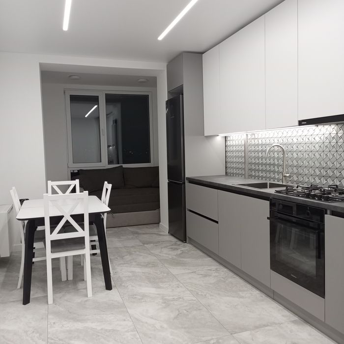 Оренда просторої 1-кімнатної квартири на вул. Героїв УПА (новобудова)