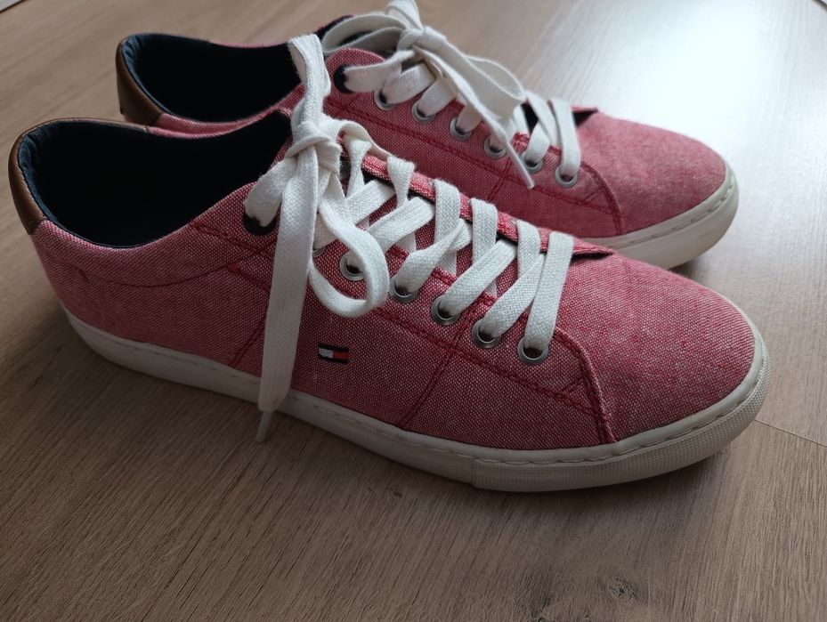 Sneakersy Tommy Hilfiger 40