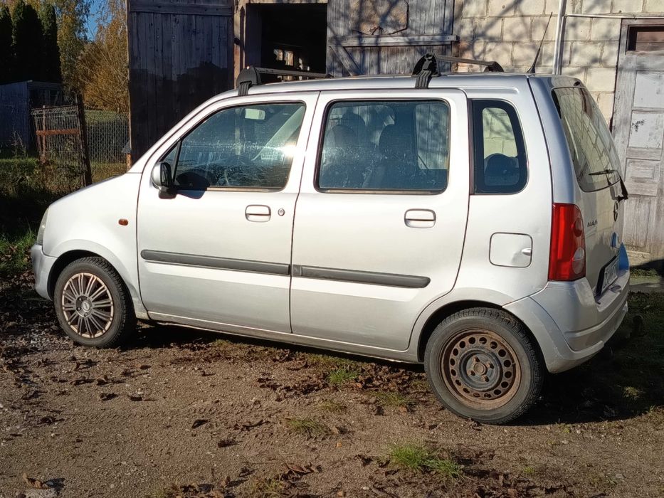 Opel Agila 2004 benzyna 1.2