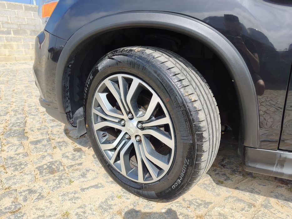 Mitsubishi ASX — fotografia 5