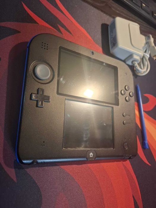 Nintendo 2DS Preta e Azul modificada 64 GB
