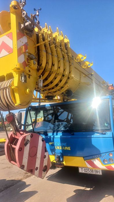 Автомобильный кран 220 тонн. TADANO ATF220G-5