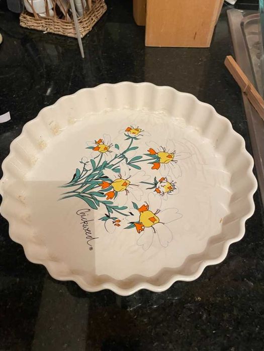 forma de tarte com bonecos amarelos