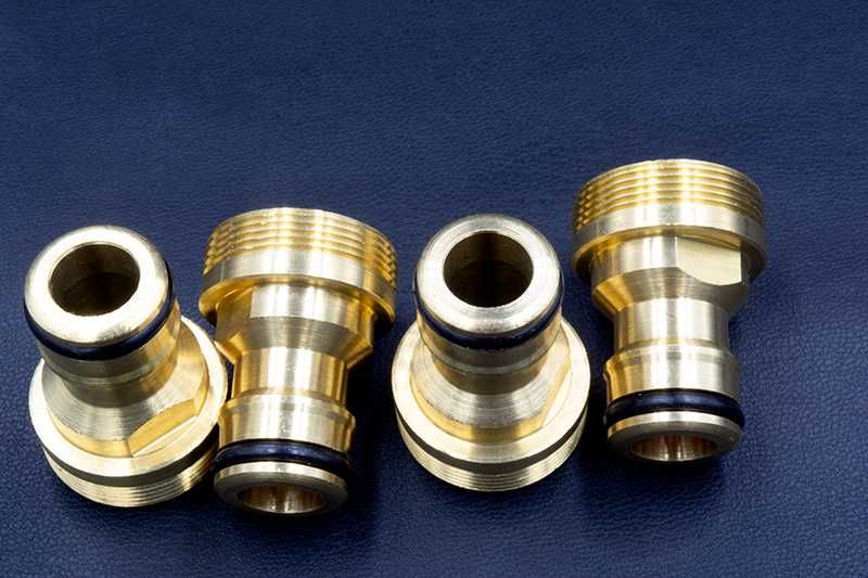 Adaptador de Mangueira Universal para Torneiras de Cozinha