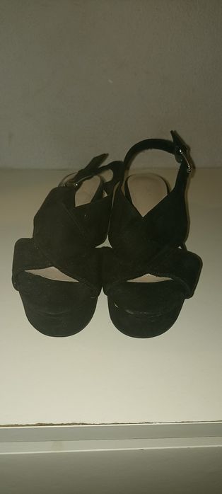 Calçado usado em muito bom estado