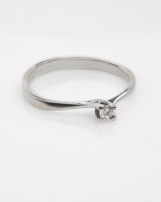 Перстень кільце каблучка з діамантом кольцо с бриллиантом золото