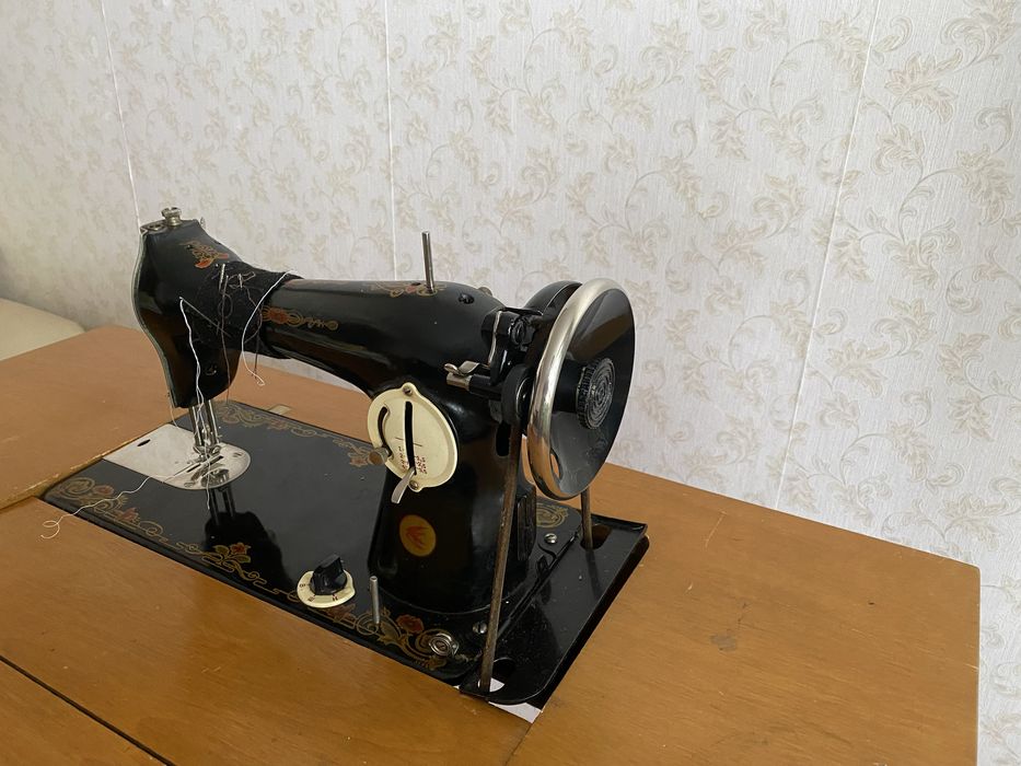 Швейная машинка ПМЗ