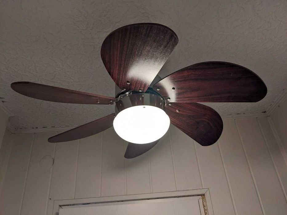 Wentylator sufitowy z lampą (gwint E27) drewno+metal, 75cm, cichy