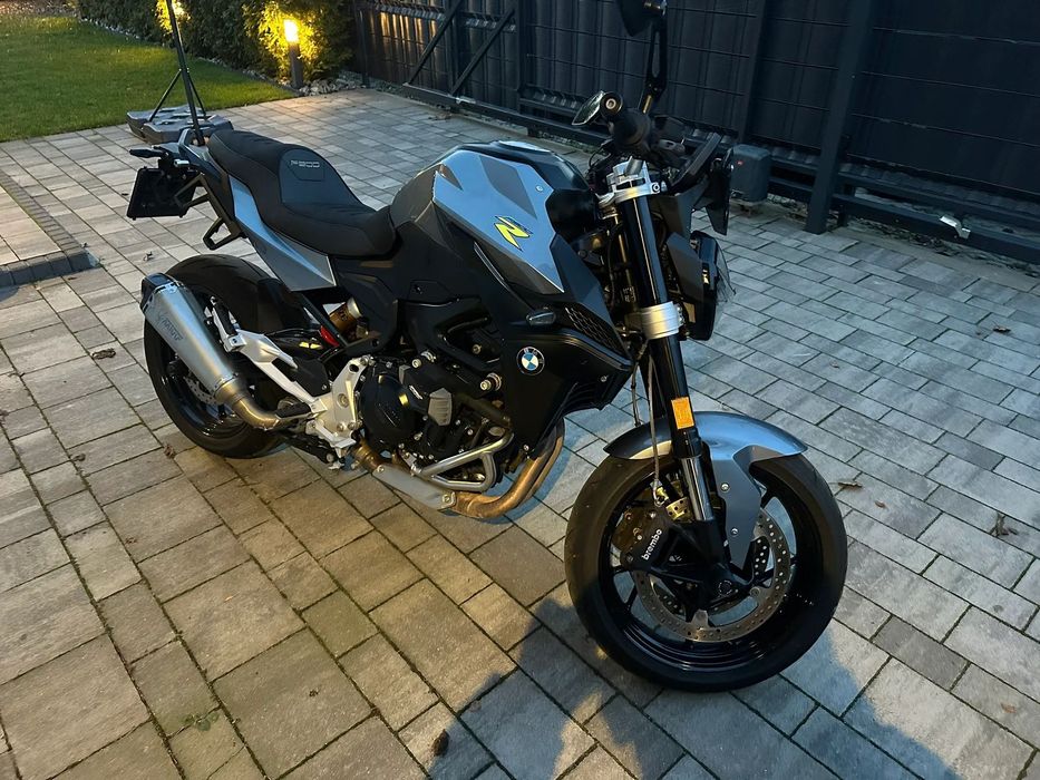 BMW