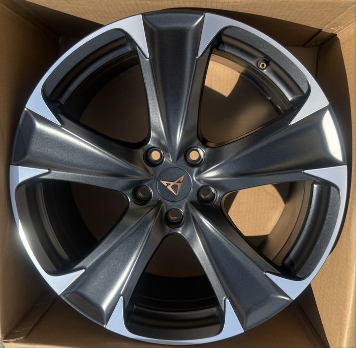 Felgi Cupra 5x112 R19
