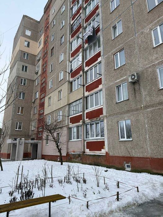 Пропонується до продажу трикімнатна квартира в районі Масани!