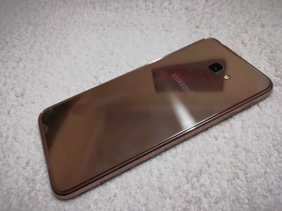 samsung galaxy j4+ (32 memória interna / dual sim) gold