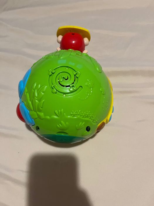 Interaktywna piłka z małpką a kuku Smily Play