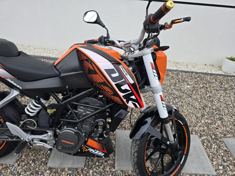 KTM Duke 125/Stan idealny/Niski przebieg