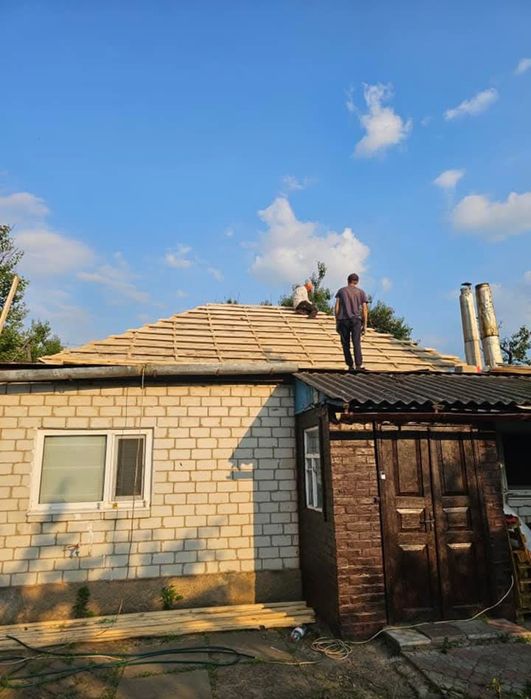 Будівництво та ремонт дахів всіх видів!